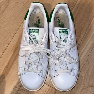 STAN SMITH SIZE 6 WHITE/GREEN
